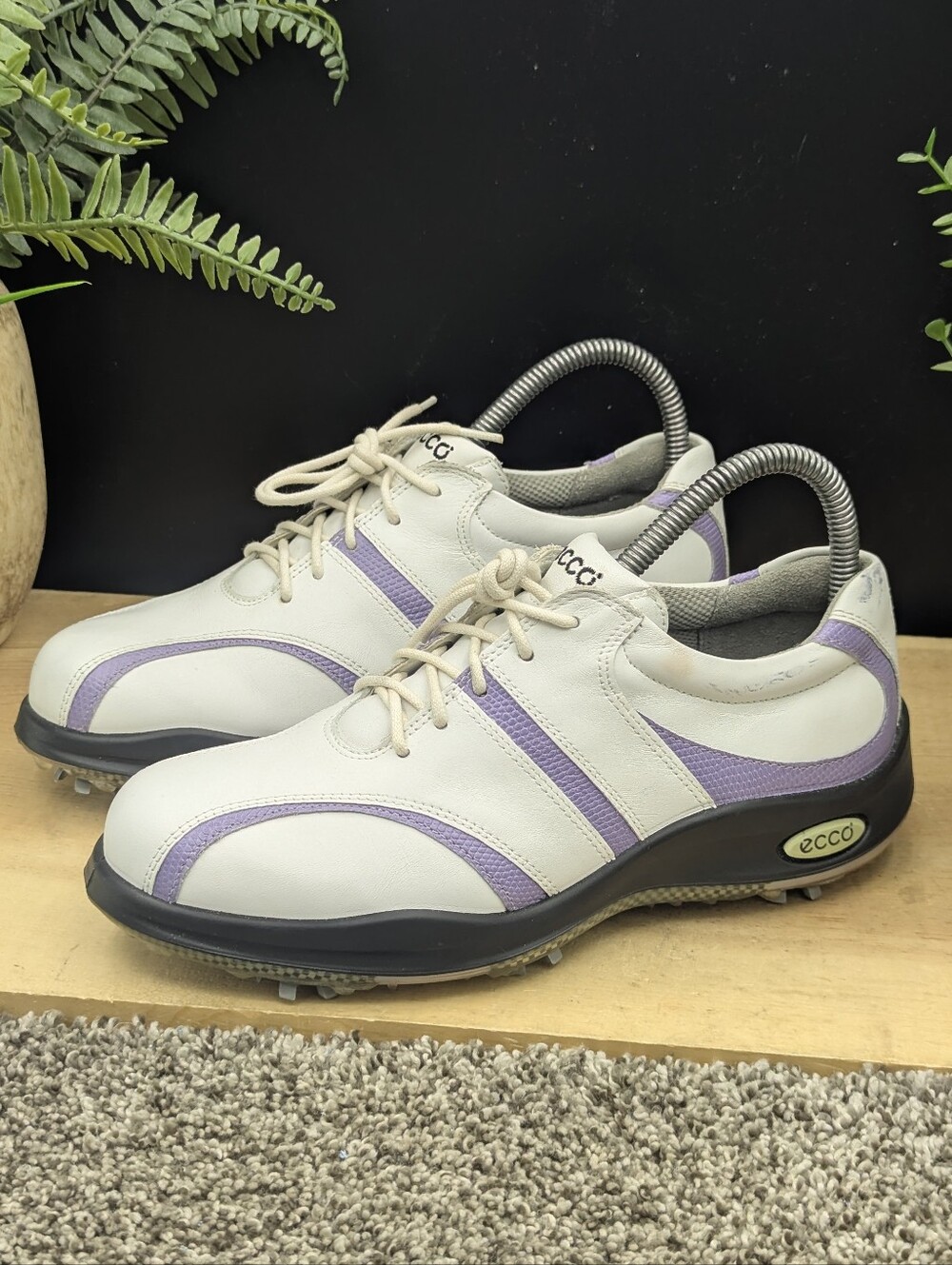 Ecco Women's Size 37 (US 6/6.5) Leather Plastic Spike Golf Shoes Water Resistant